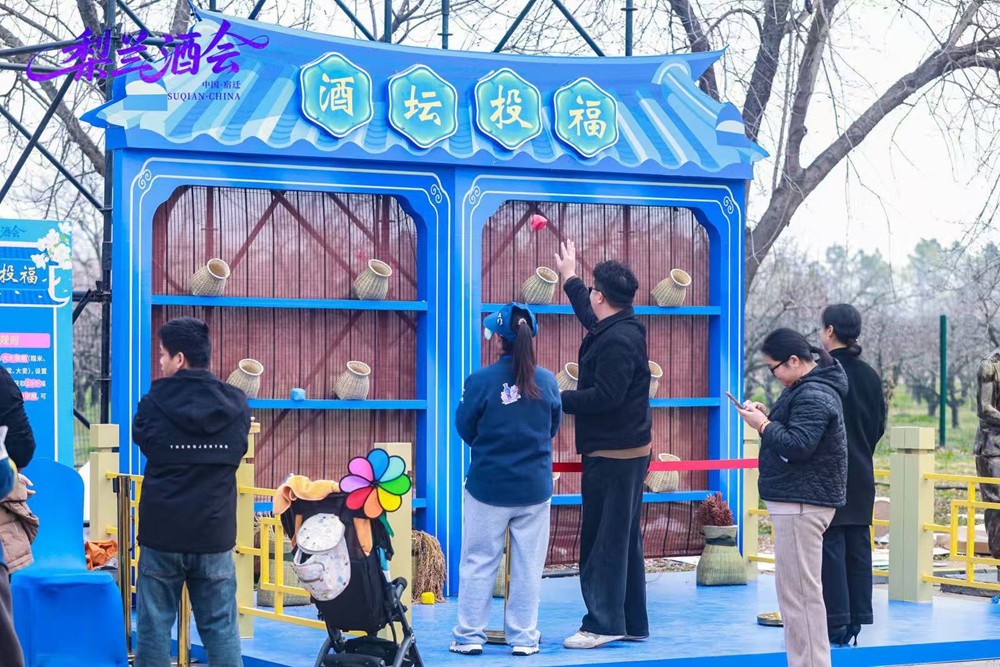 54755538.jpg ccfb5887583d539f5d11ea8b48a28fc.jpg